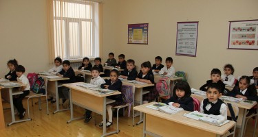 Bakıda orta məktəblər pullu olacaq
