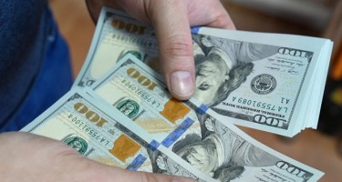 Azərbaycanda dollar 2 manat olacaq?