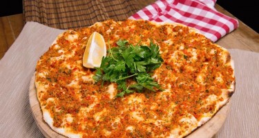 Ev üsullu lahmacun