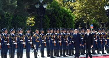 Türkiyə Prezidentinin rəsmi qarşılanma mərasimi olub