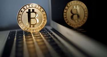 "Bitcoin" bahalaşdı