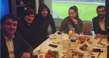 "Qarabağ" uduzdu, Xatirə İslam stadionda yeyib-içdi