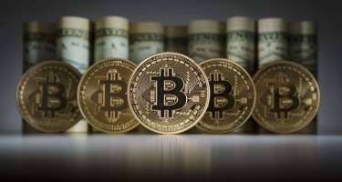"Bitcoin" bahalaşdı
