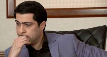 Namiq Qaraçuxurluya səhnəyə çıxmağa 