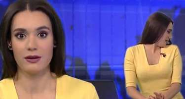 Canlı yayımda studiyaya daxil oldu...