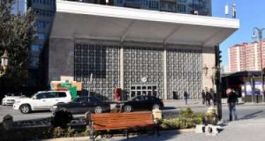 Daha bir metro stansiyası