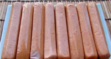 ​Övladına Hot-doq yedirən valideynlərə həkim xəbərdarlığı