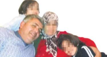 ​Anasının ayaqlarını öpdü və ...