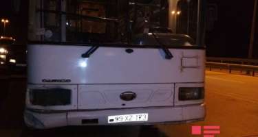 Daha bir avtobus qəza törətdi