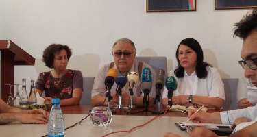 “Hepatitə görə çox ailələr dağılıb” 
