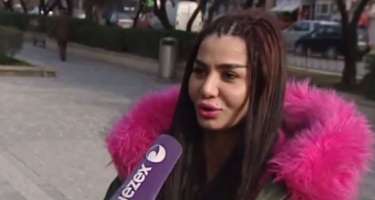 Rəqqasə yenə maşının üstündə oynadı
