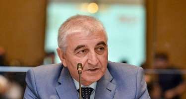 Azərbaycanda prezidentliyə namizədlərin sayı açıqlandı