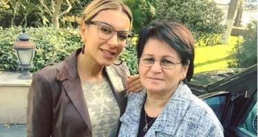Bu da Tünzalə Ağayevanın anası