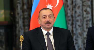 Prezident İlham Əliyev Vladimir Putin və Heydər Əliyevin ilk görüşündən