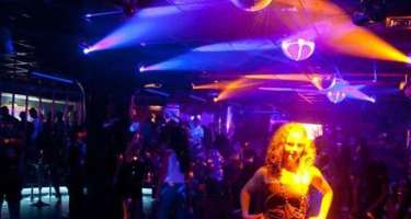 Bakıda “bar qızı” Türkiyə vətəndaşının başına iş açdı: 