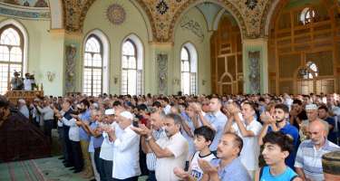 Sabah Azərbaycanda bayram namazı qılınacaq
