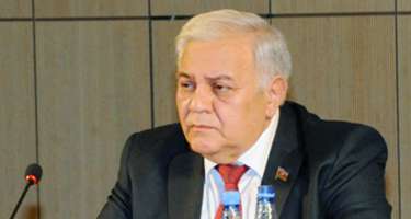 Oqtay Əsədov Çinə 