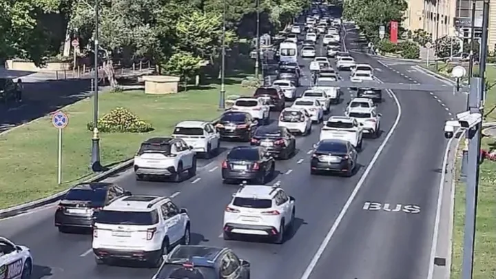 Bu yollarda tıxac var -