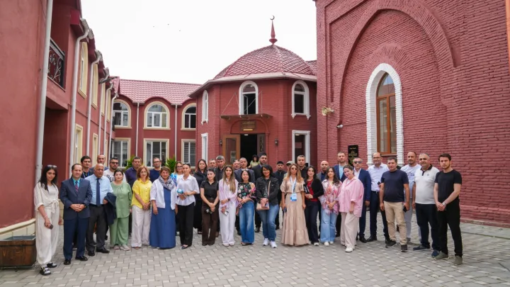 Dövlət Komitəsi konfrans iştirakçıları üçün mediatur təşkil etdi - 