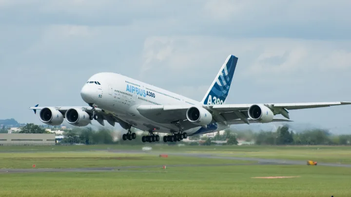 Bakıdan bu istiqamətə müntəzəm aviareys başladı
