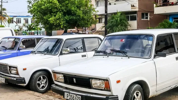 ABŞ-də nadir avtomatik Lada satışa çıxarıldı