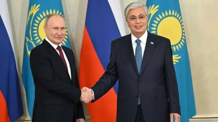 Putin Tokayevlə görüşdü