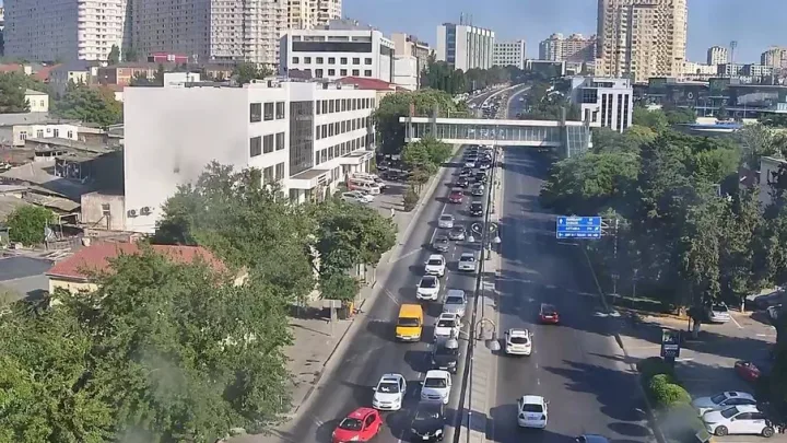 Bu yollarda tıxac var -