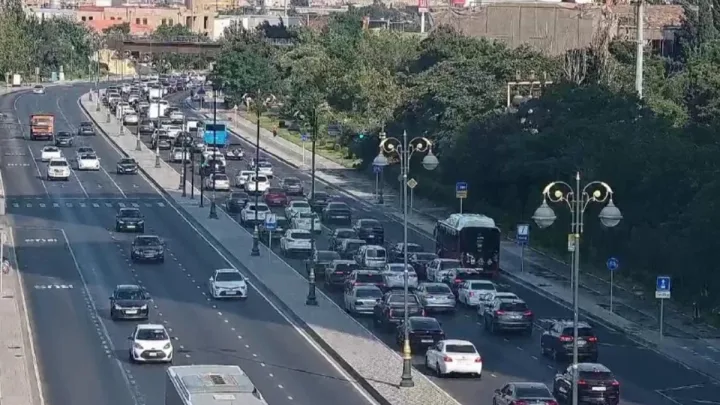 Bakının bu yollarında tıxac var -
