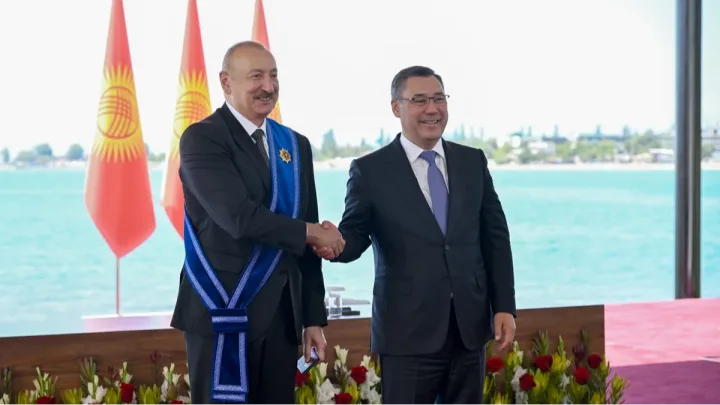 Azərbaycan və Qırğızıstan prezidentləri təltif olundu -