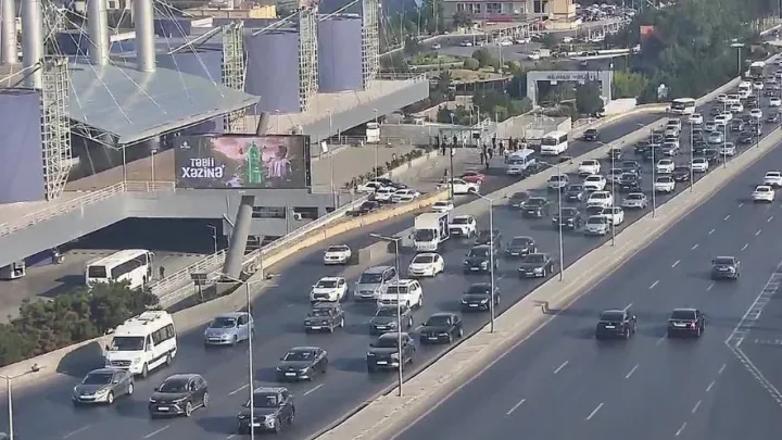Bakının bu yollarında tıxac yarandı
