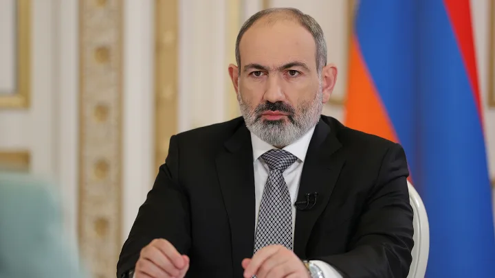 Paşinyan istefa verdi