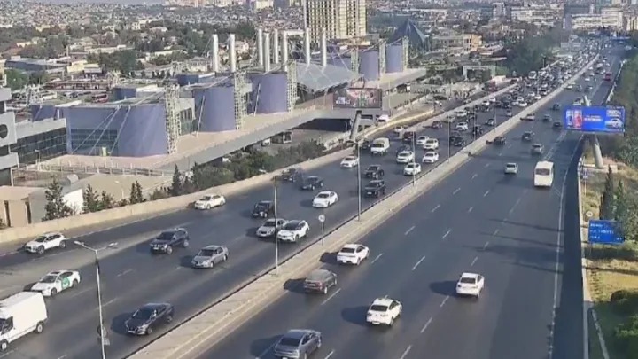 Bu yollarda tıxac var -