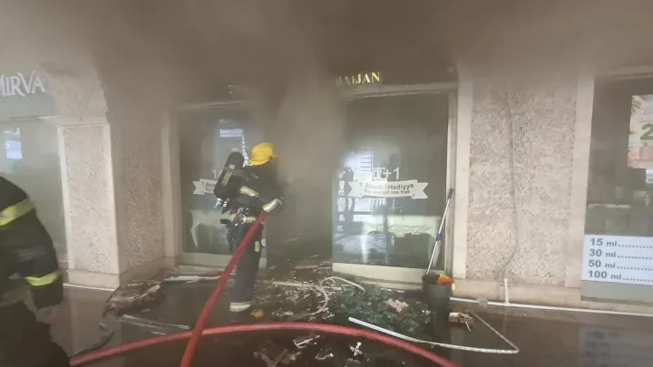Bakıda binada baş verən yanğın məhdudlaşdırıldı
