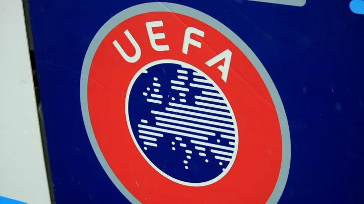 UEFA geri addım atmadı - 