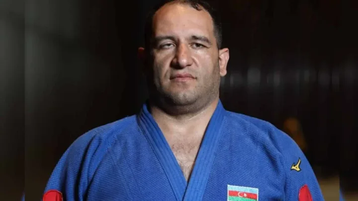İlham Zəkiyev finalda