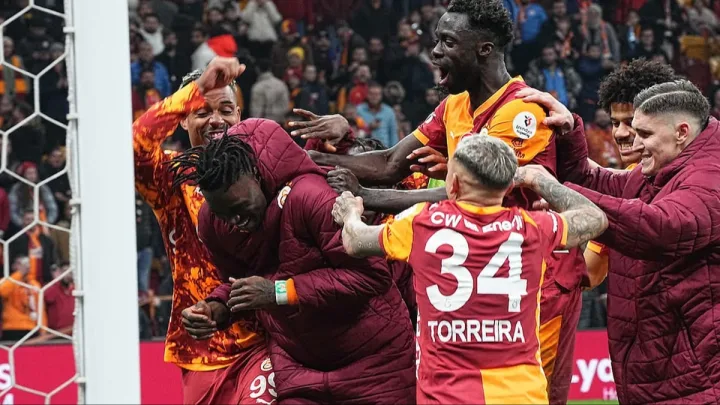 "Qalatasaray"ın ulduzuna 40 milyon avroluq təklif 