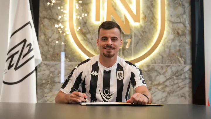 "Neftçi" serbiyalı futbolçu ilə müqavilə imzalayıb