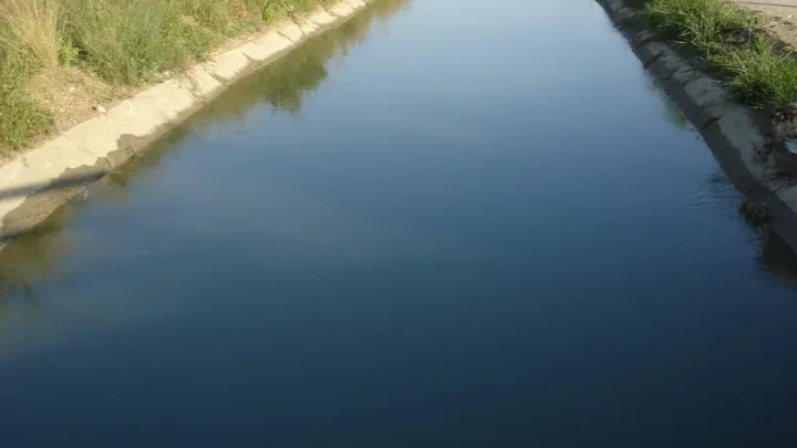 Tovuzda su kanalından iki meyit tapıldı