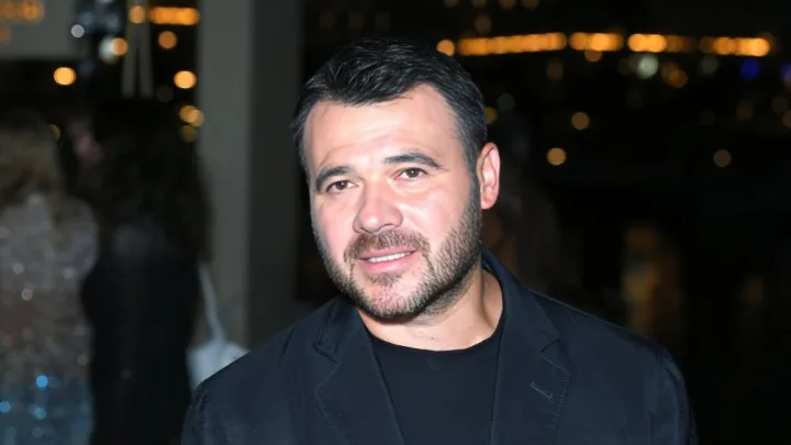 Emin anasının Bakıdakı evini göstərdi -
