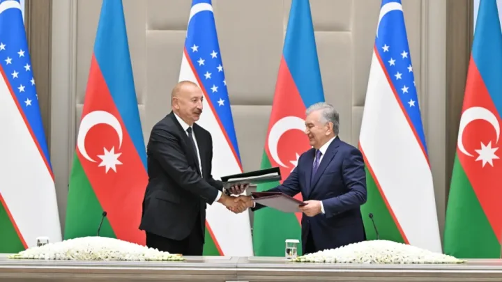 Sənədlərin imzalanması və mübadiləsi mərasimi oldu -
