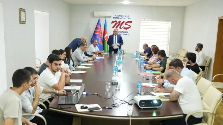 “Süni intellektin media sektoruna təsirləri” mövzusunda konfrans keçirildi