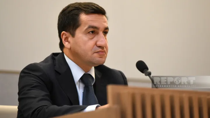 Zelenski Hikmət Hacıyevi ordenlə təltif etdi