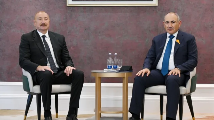 İlham Əliyev ilə Nikol Paşinyan arasında görüş keçirildi -