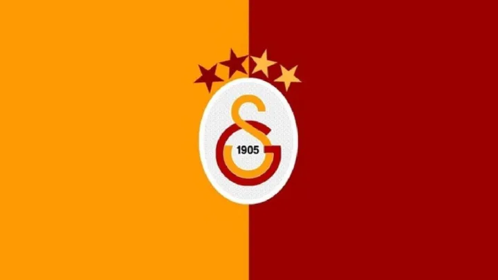 “Qalatasaray” ulduz futbolçunu transfer etdi