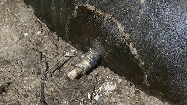 Bakıda neft borusuna müdaxilə edildi - 