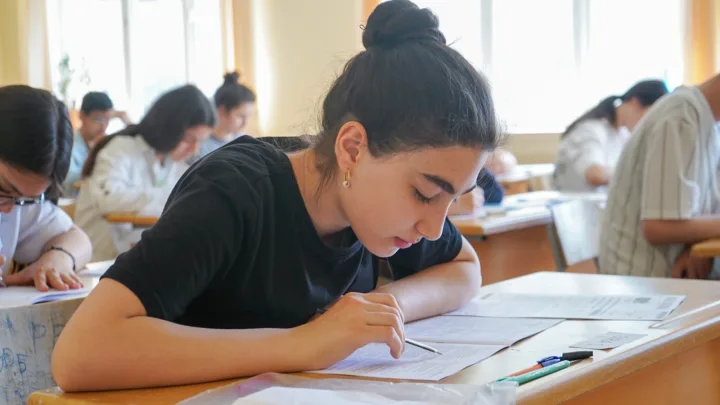 Magistraturada yerlər boş qaldı: 