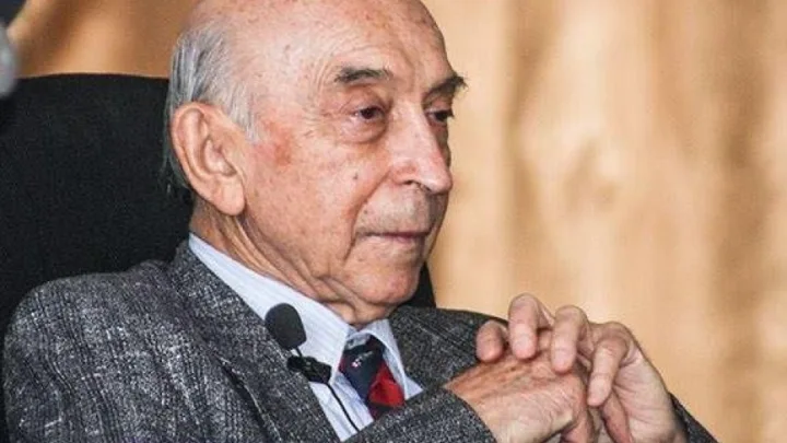 Lütfi Zadənin vəfatından doqquz il ötür