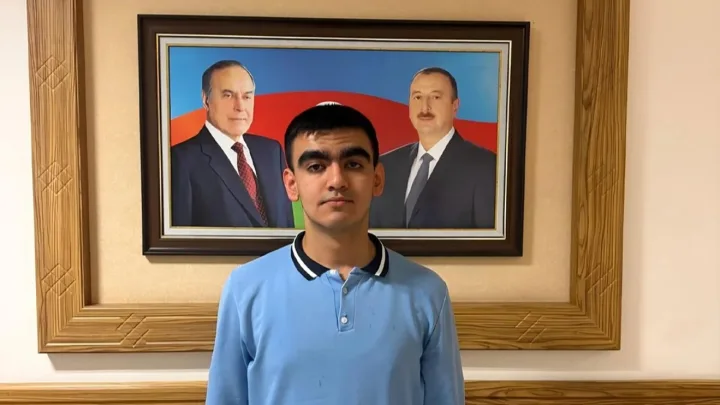 Buraxılış imtahanından 300 bal toplamışdı, 627 ilə qəbul oldu