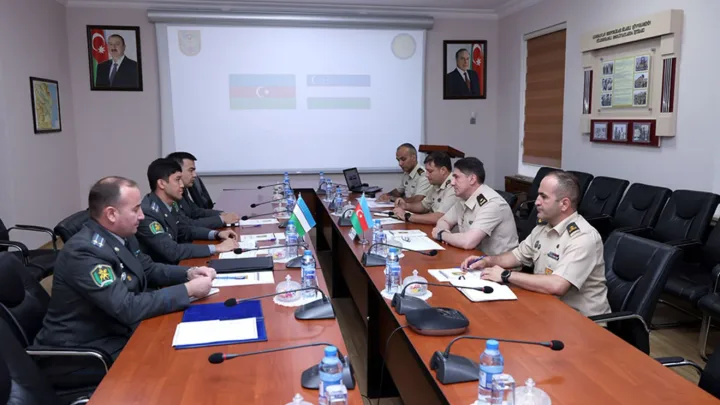 Azərbaycan və Özbəkistan arasında hərbi əməkdaşlıq üzrə danışıqlar keçirildi