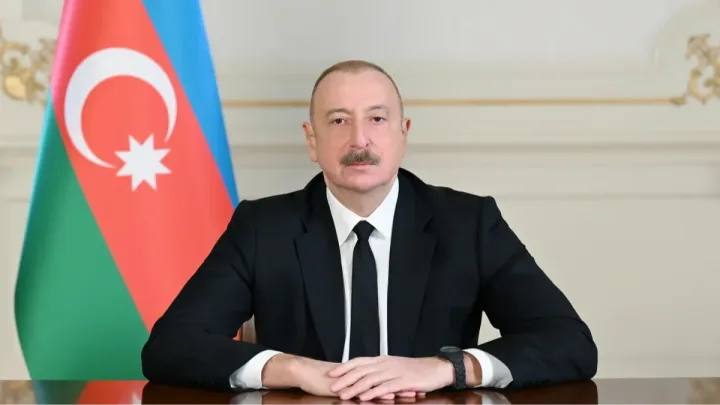 İlham Əliyev Emoməli Rəhmonu təbrik etdi
